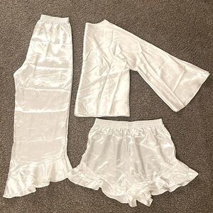 Women’s XS/Small White 3 Piece Sleep Set